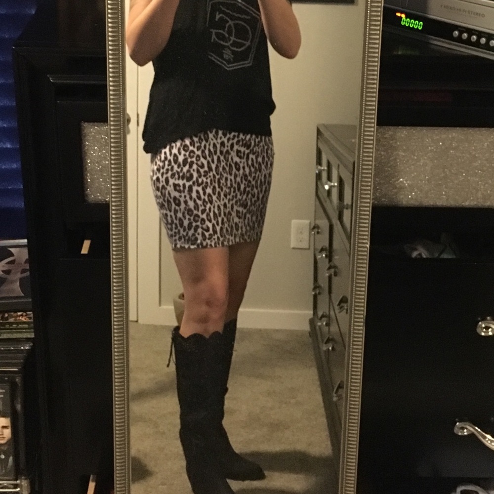 Mini Skirts Bundle - Picture 5 of 7